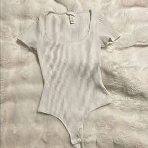 H&M White Ribbed Short Sleeve Bodysuit